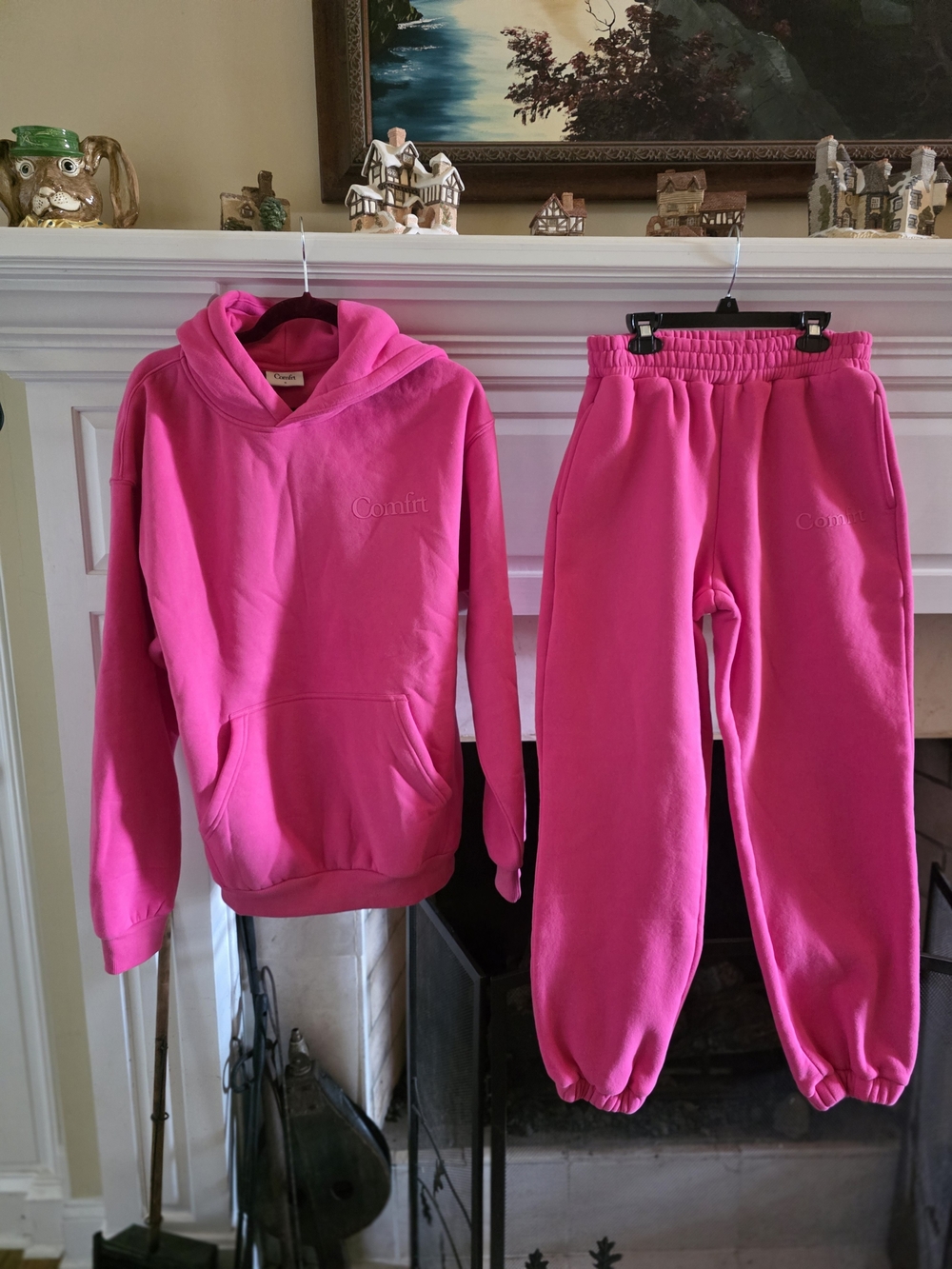 Comfrt Women's Hot Pink Hoodie & Jogger Set